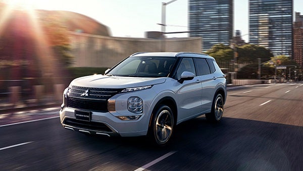 2023 Outlander | Jim Shorkey Mitsubishi - Youngstown in Youngstown OH