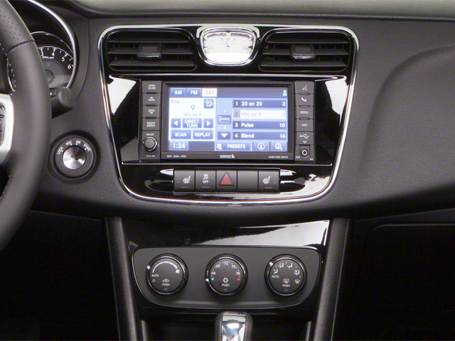 2012 Chrysler 200 Limited