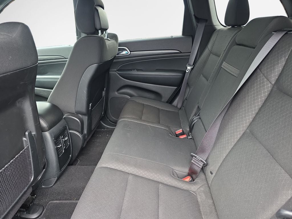 2020 Jeep Grand Cherokee Laredo E