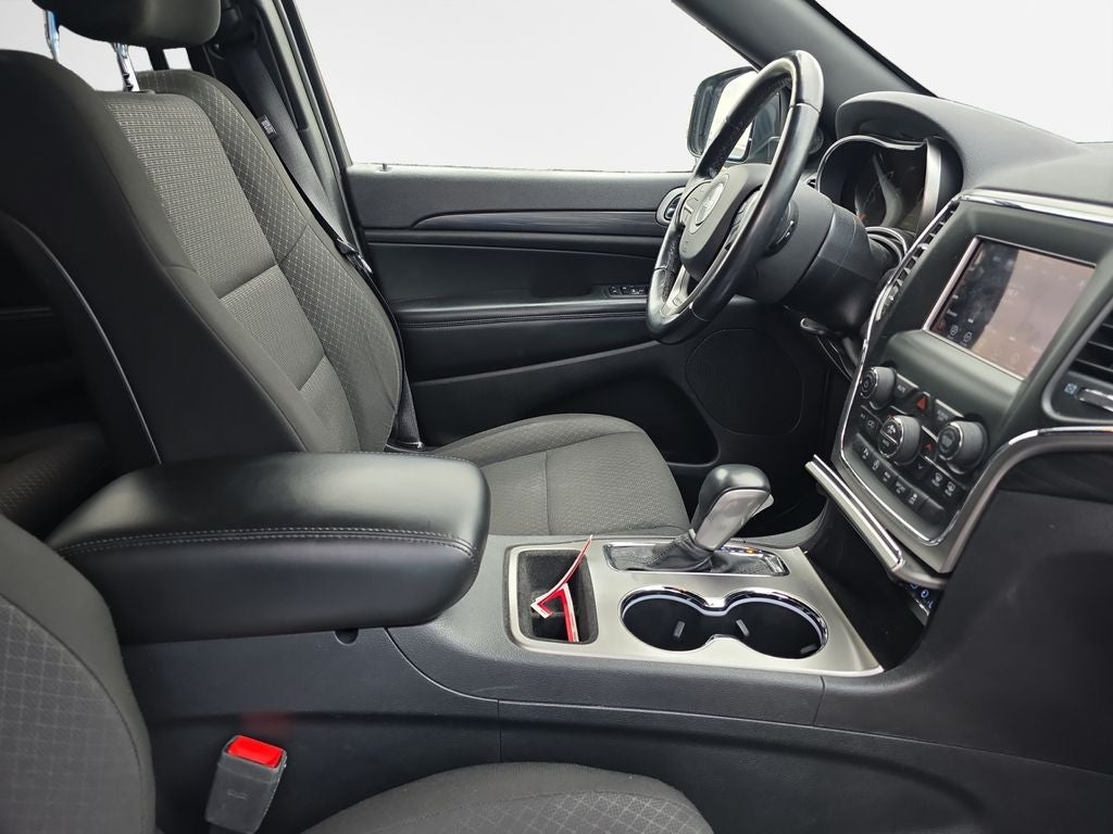2020 Jeep Grand Cherokee Laredo E