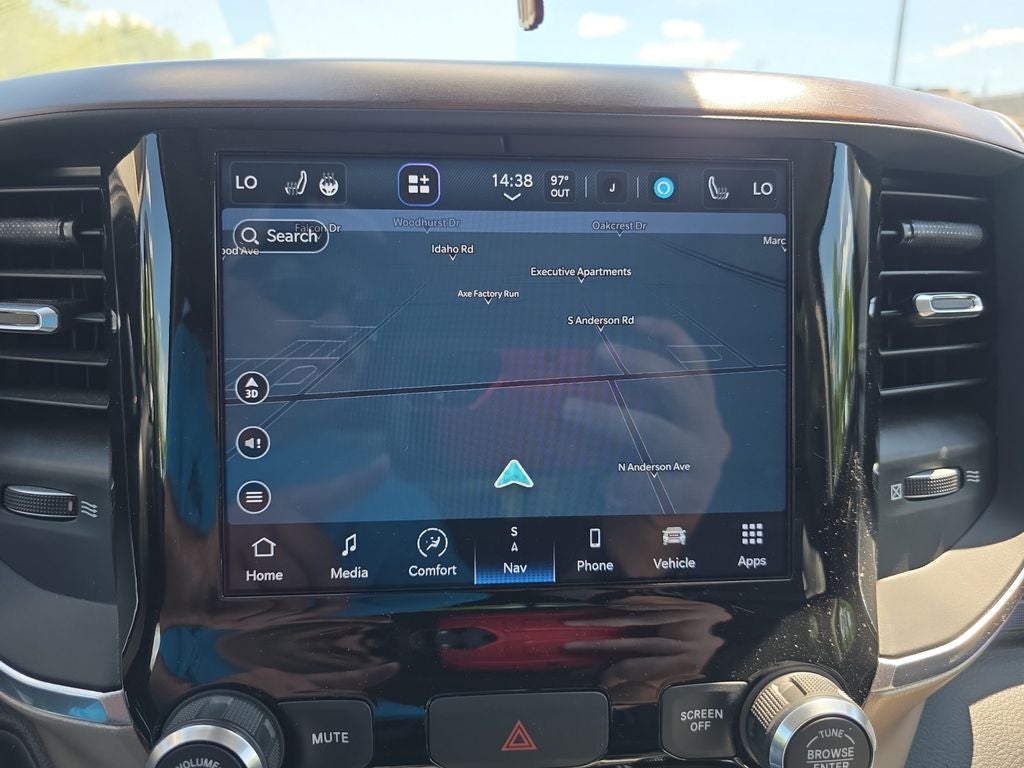 2022 RAM 1500 Laramie