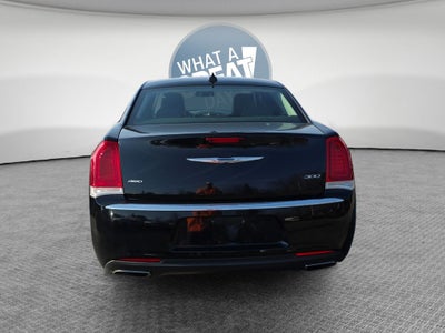 2018 Chrysler 300 Limited