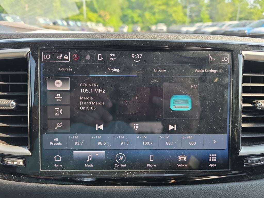 2024 Chrysler Pacifica Touring L