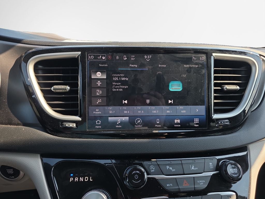 2024 Chrysler Pacifica Touring L