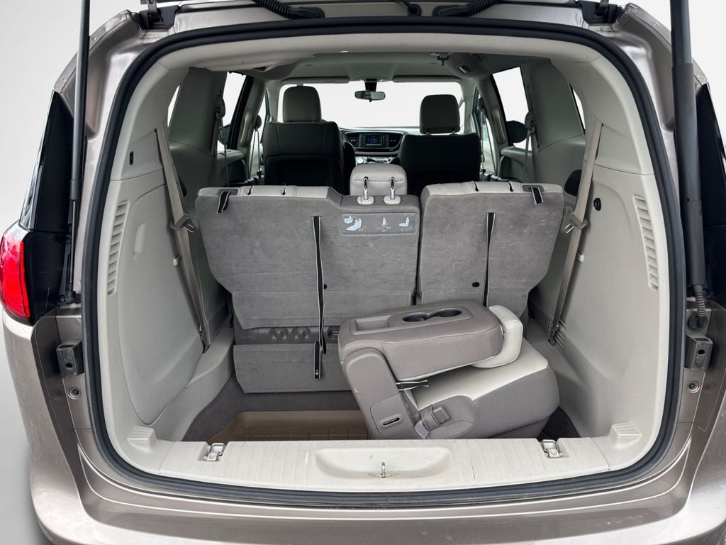 2017 Chrysler Pacifica Touring L