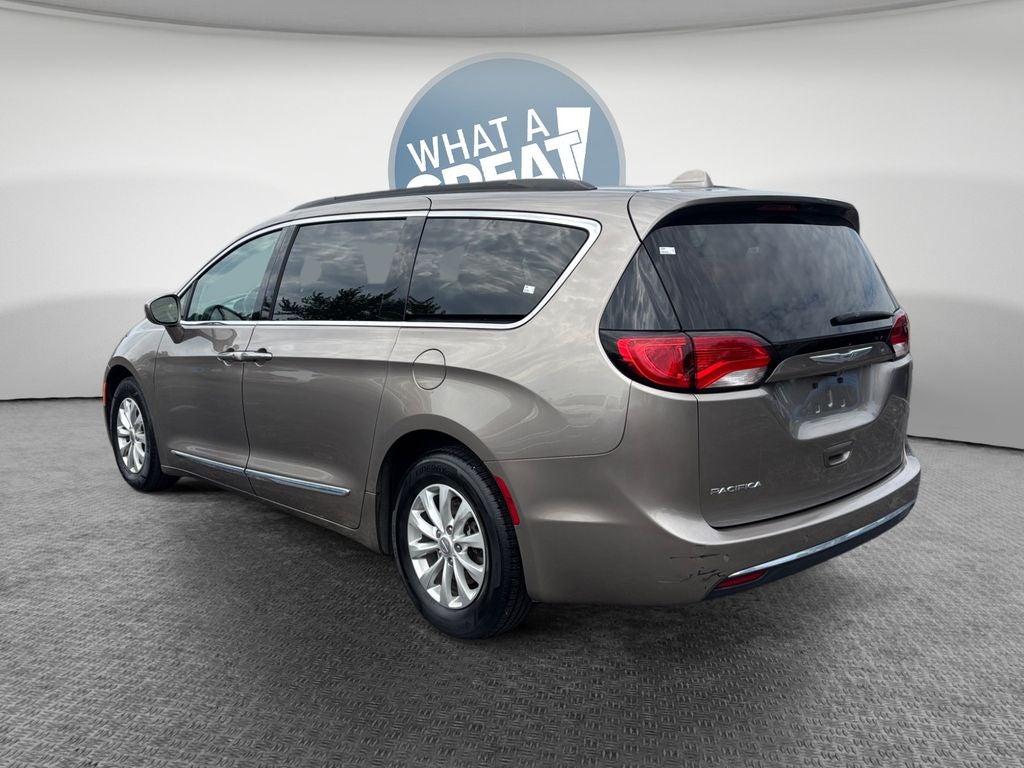 2017 Chrysler Pacifica Touring L