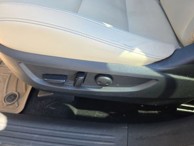 2019 INFINITI QX50 LUXE