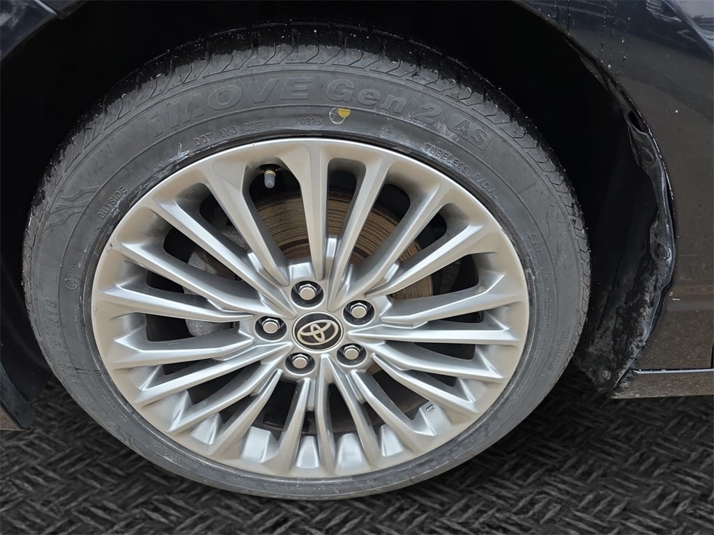 2021 Toyota Avalon Hybrid Limited