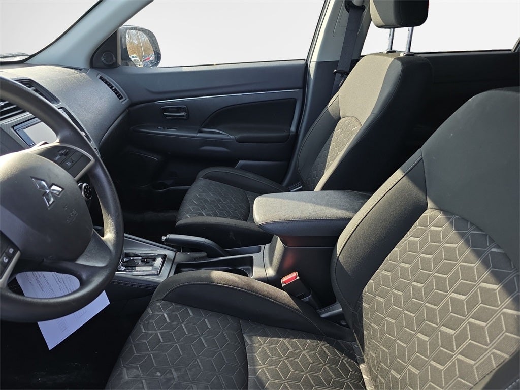 2022 Mitsubishi Outlander Sport 2.0 ES