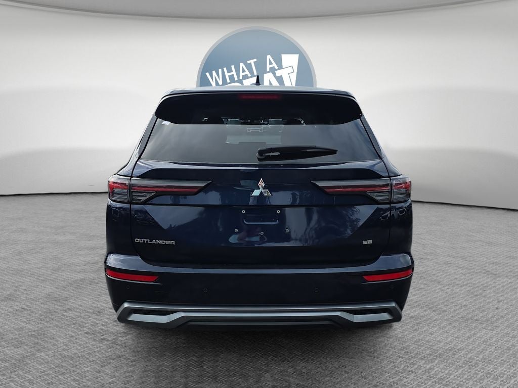 2025 Mitsubishi Outlander SE