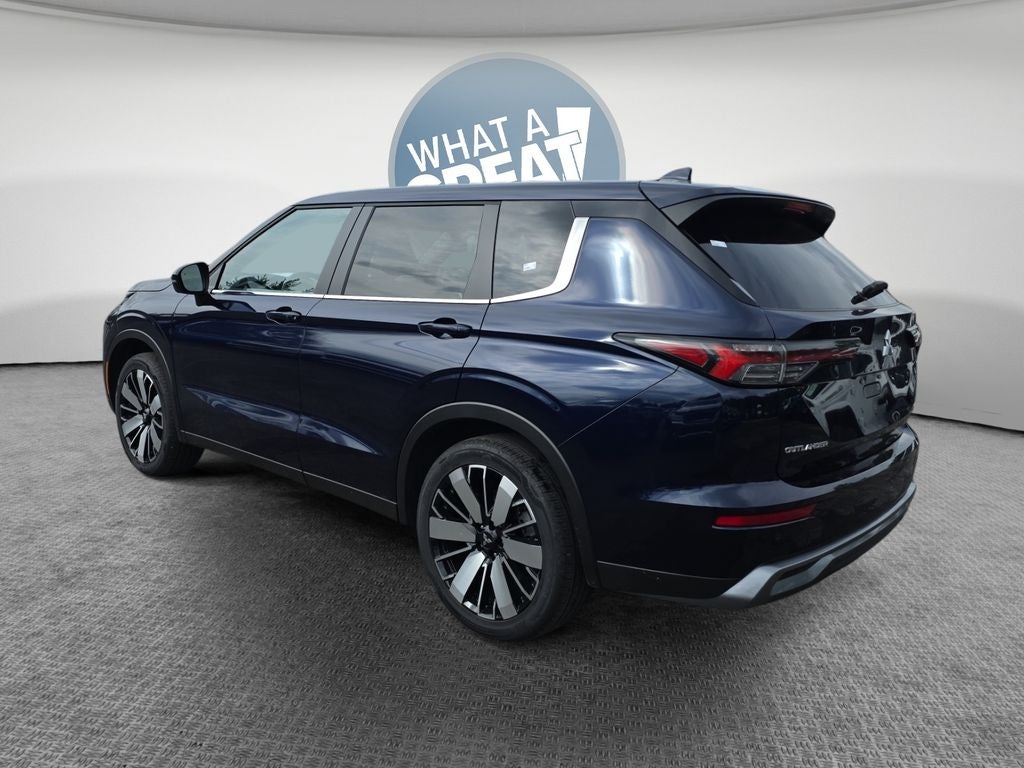 2025 Mitsubishi Outlander SE