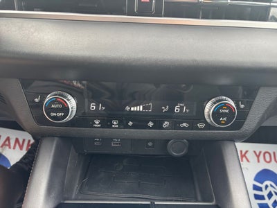 2022 Mitsubishi Outlander SE