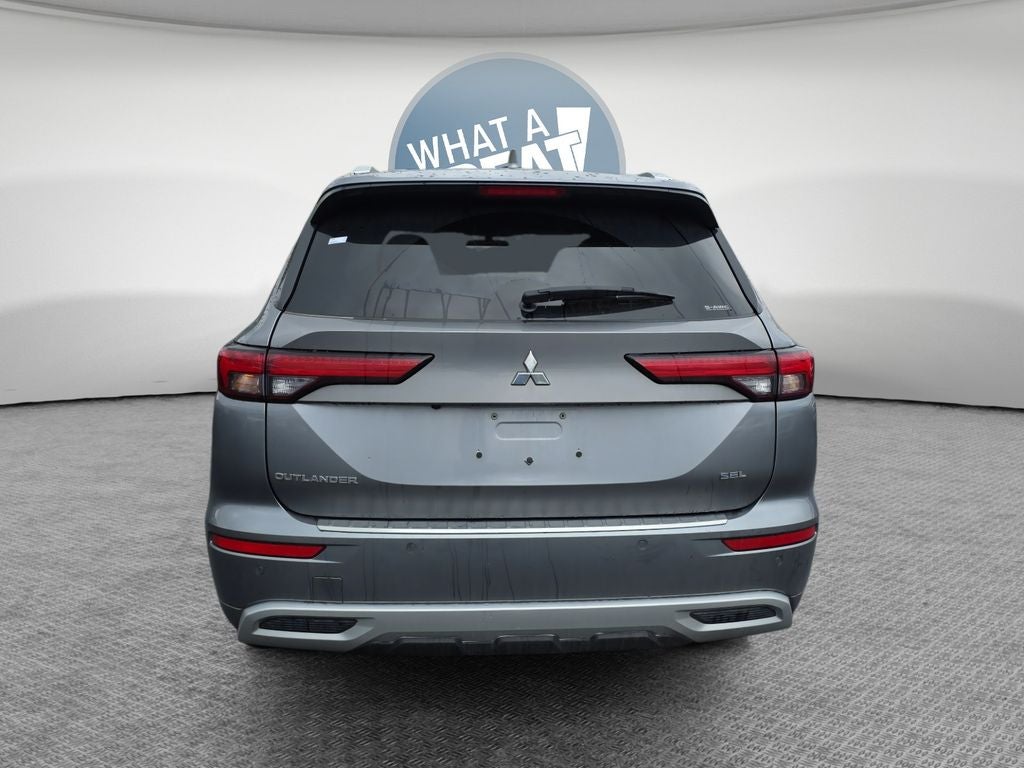 2022 Mitsubishi Outlander SEL Touring
