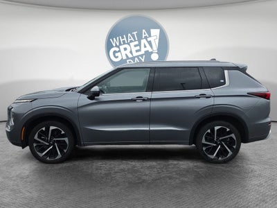 2022 Mitsubishi Outlander SEL Touring
