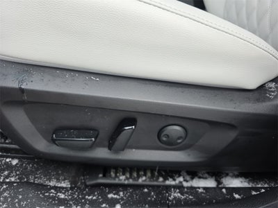 2024 Mitsubishi Outlander PHEV SEL Platinum Edition