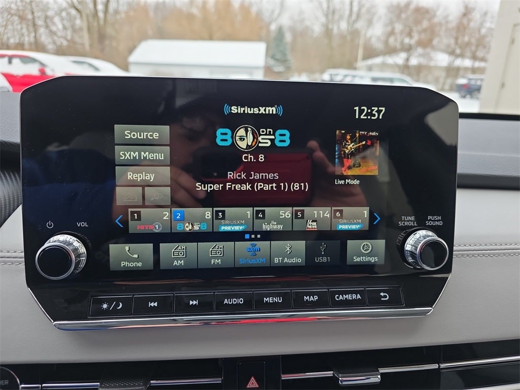 2024 Mitsubishi Outlander PHEV SEL Platinum Edition