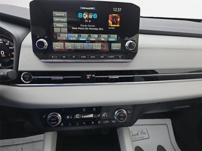 2024 Mitsubishi Outlander PHEV SEL Platinum Edition