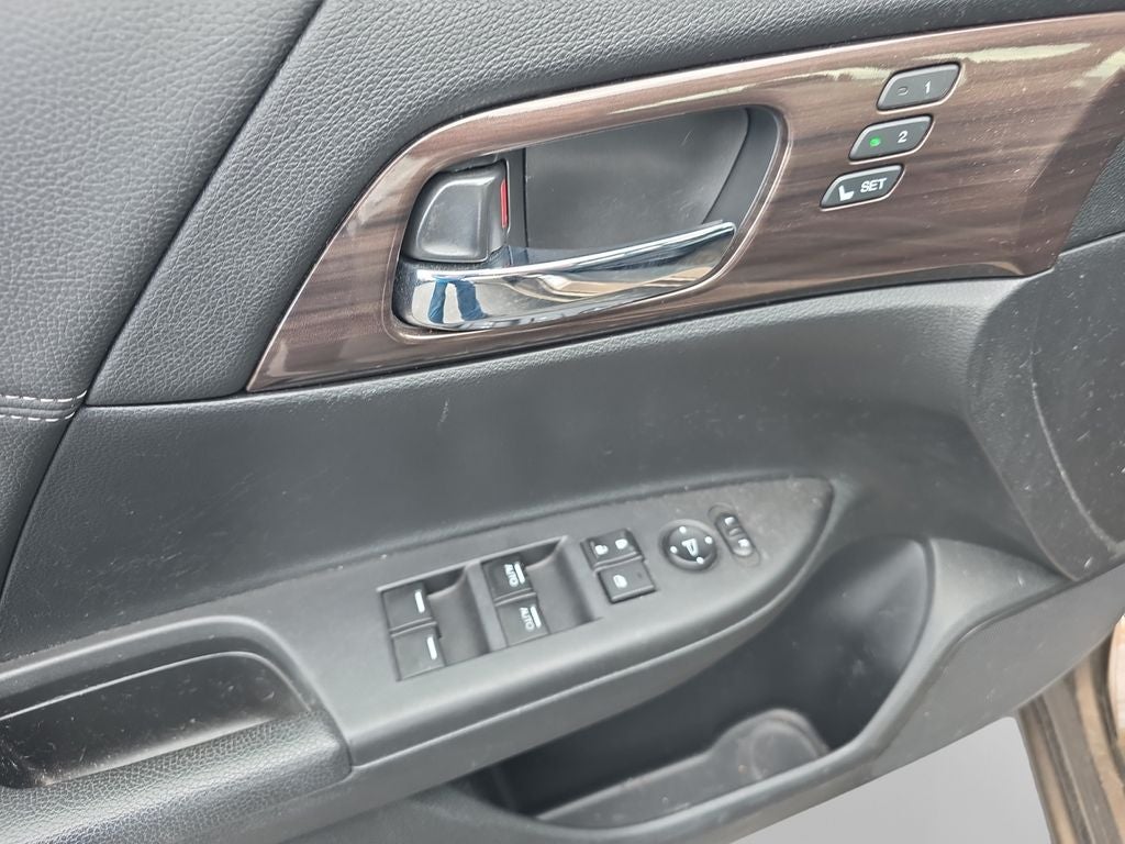 2017 Honda Accord Hybrid EX-L