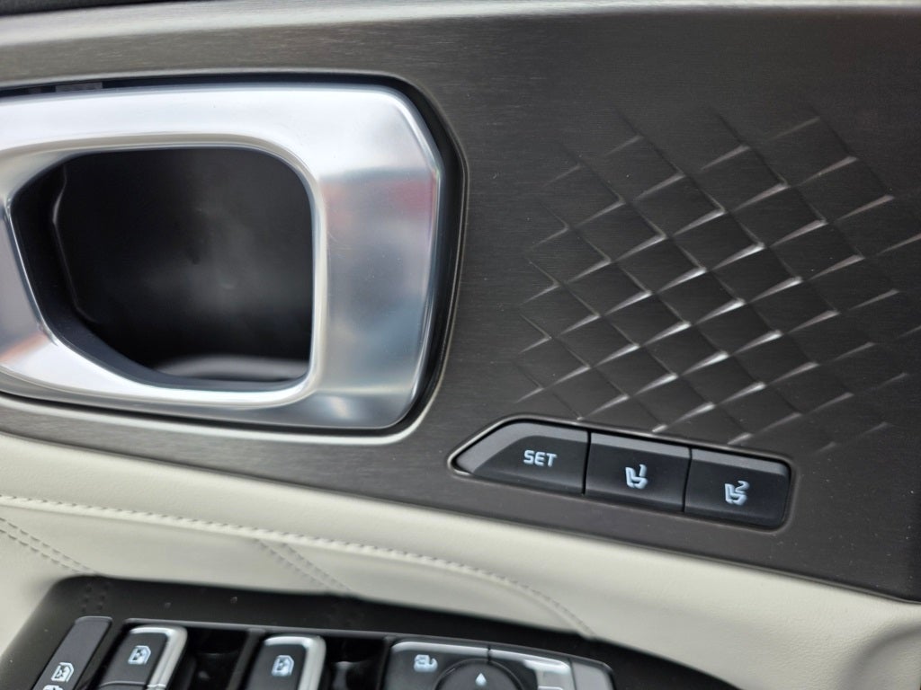 2023 Kia Sorento Plug-In Hybrid SX Prestige