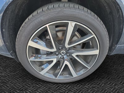 2025 Volvo XC90 B6 Plus 6-Seater