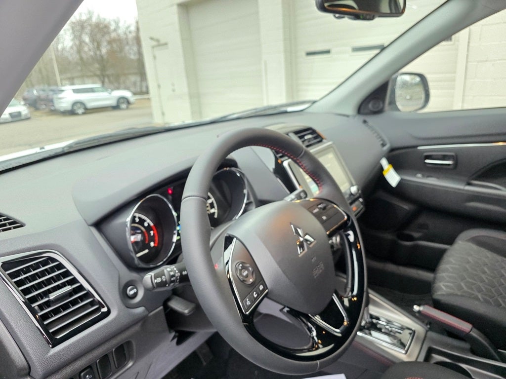2026 Mitsubishi Outlander Sport 2.0 LE