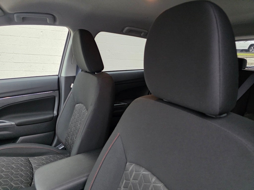 2026 Mitsubishi Outlander Sport 2.0 LE