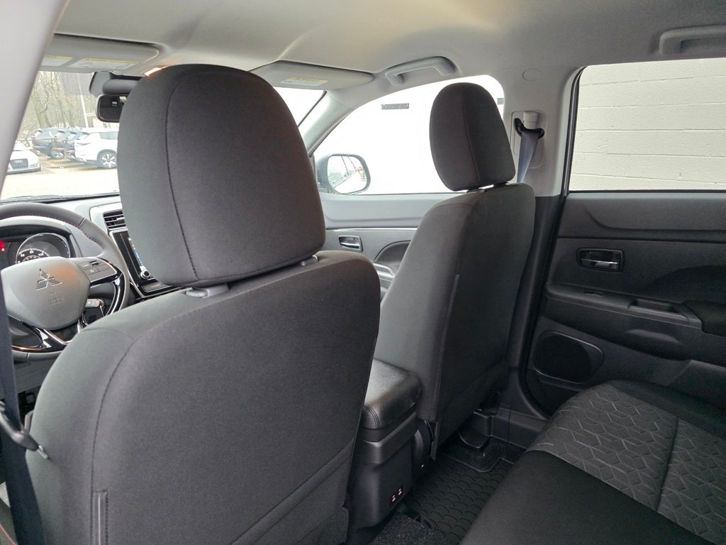 2026 Mitsubishi Outlander Sport 2.0 LE