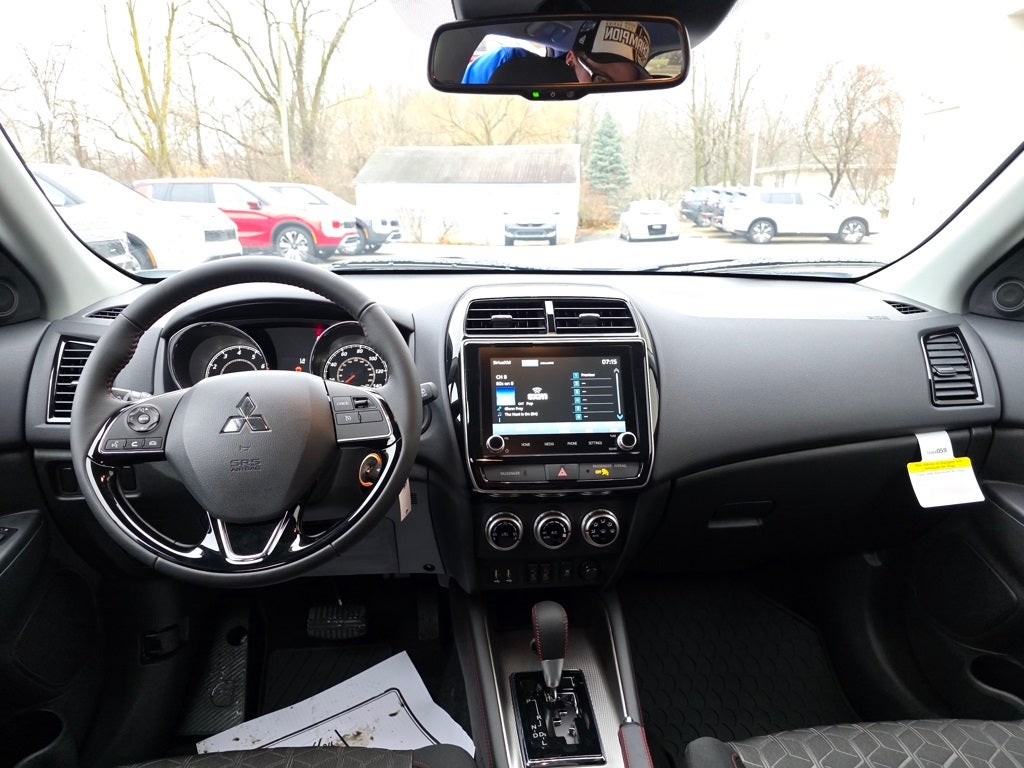 2026 Mitsubishi Outlander Sport 2.0 LE