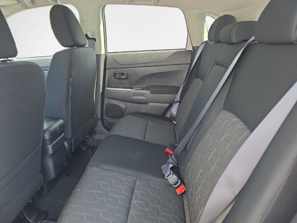 2027 Mitsubishi Outlander Sport 2.0 ES