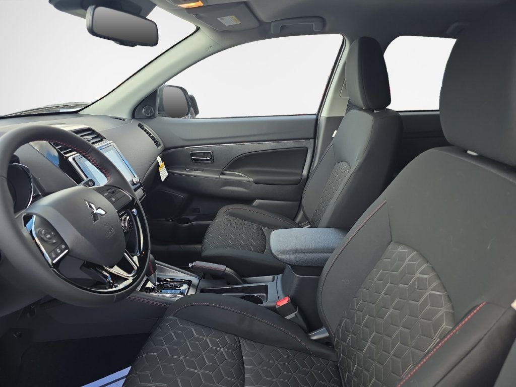 2027 Mitsubishi Outlander Sport 2.0 LE