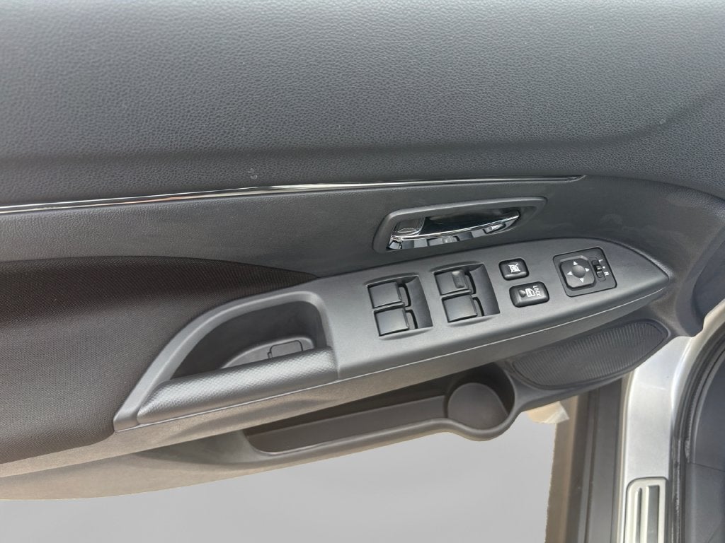 2027 Mitsubishi Outlander Sport 2.0 LE