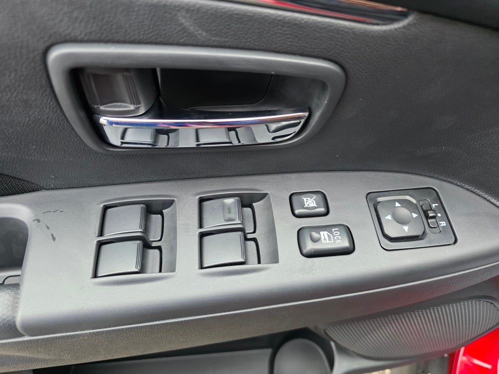 2026 Mitsubishi Outlander Sport 2.0 LE