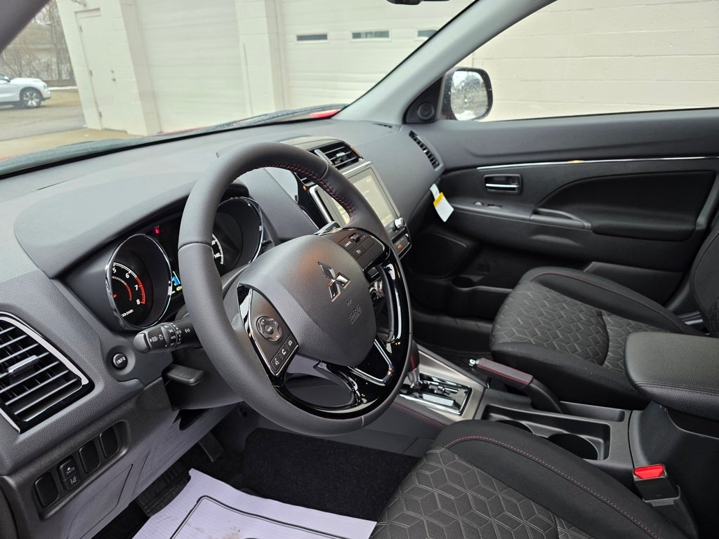 2026 Mitsubishi Outlander Sport 2.0 LE