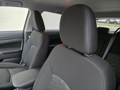 2026 Mitsubishi Outlander Sport 2.0 LE