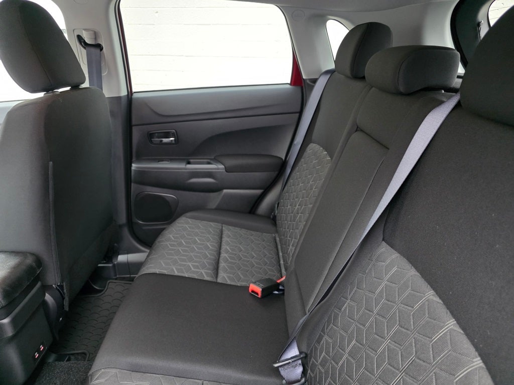 2026 Mitsubishi Outlander Sport 2.0 LE