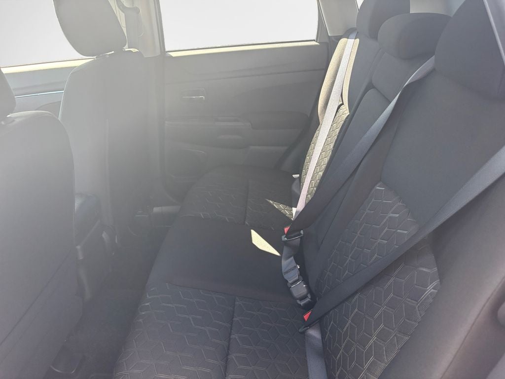 2027 Mitsubishi Outlander Sport 2.0 ES