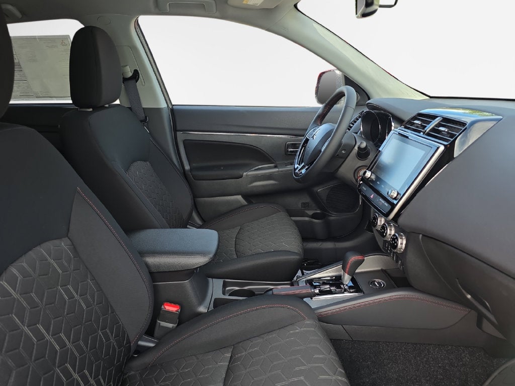 2027 Mitsubishi Outlander Sport 2.0 LE