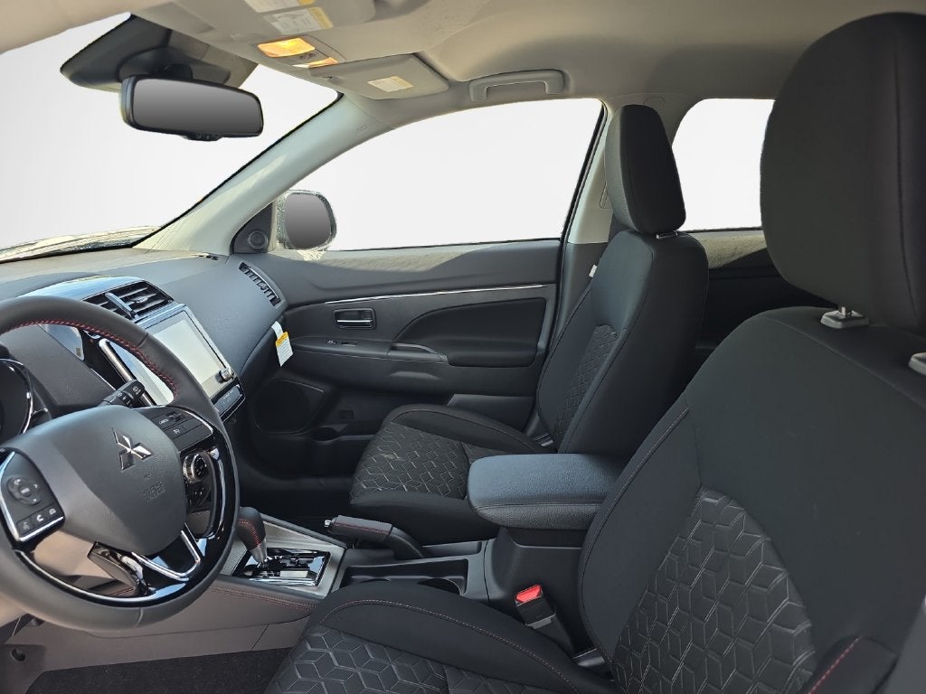 2027 Mitsubishi Outlander Sport 2.0 LE