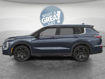 2027 Mitsubishi Outlander LE