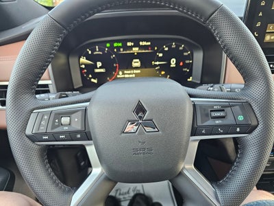 2025 Mitsubishi Outlander SEL