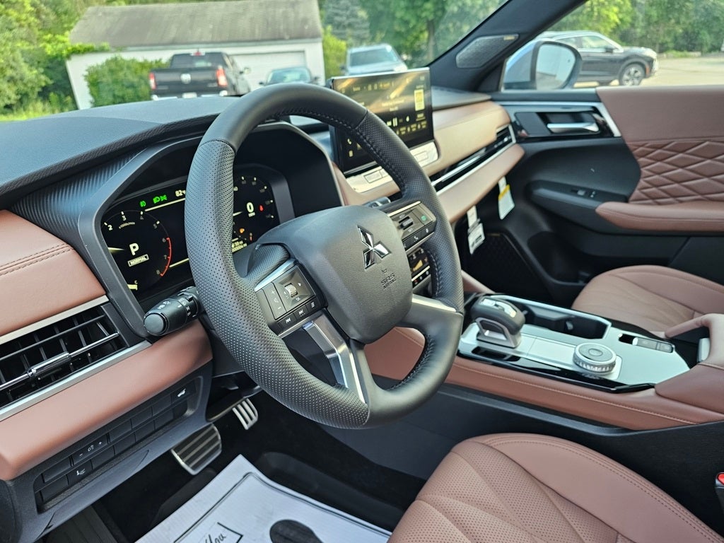 2025 Mitsubishi Outlander SEL