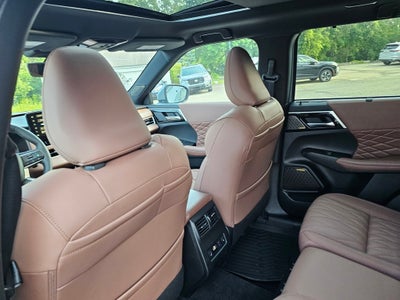 2025 Mitsubishi Outlander SEL