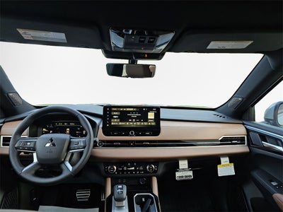 2025 Mitsubishi Outlander SEL