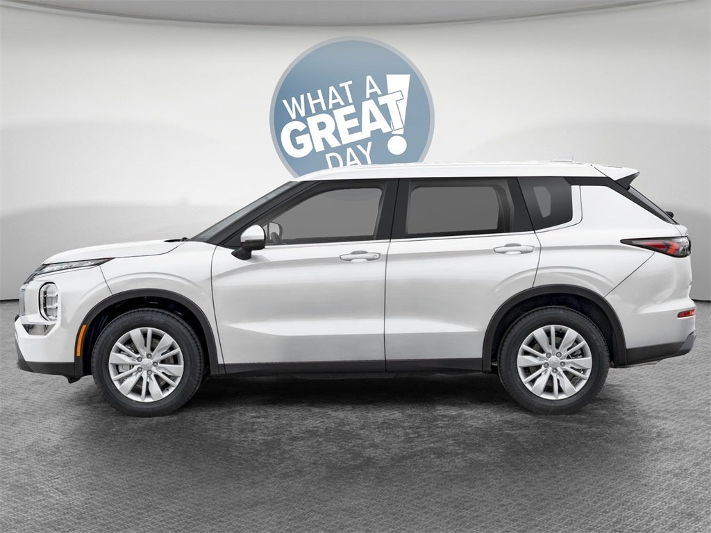 2026 Mitsubishi Outlander ES