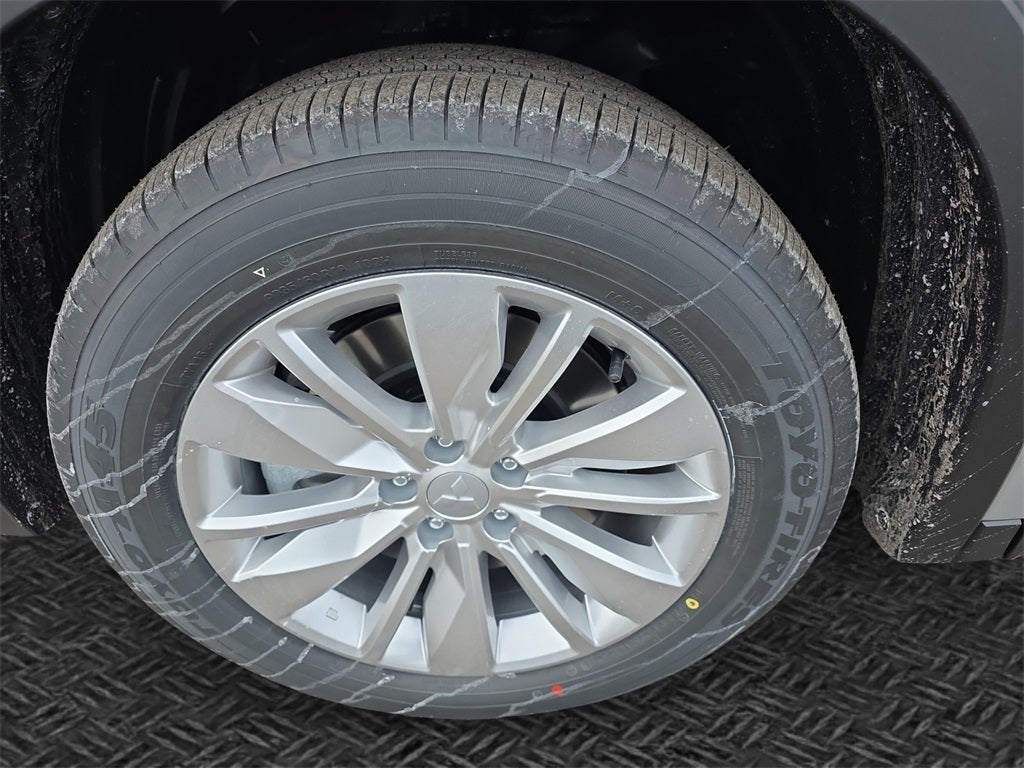 2026 Mitsubishi Outlander ES