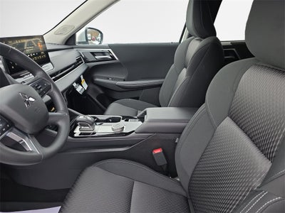 2026 Mitsubishi Outlander ES