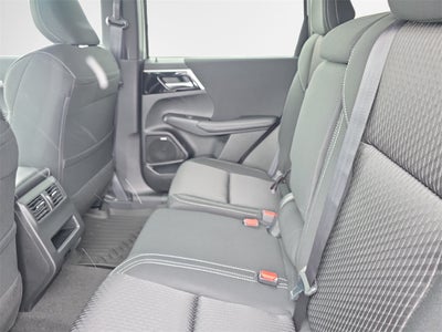 2026 Mitsubishi Outlander ES