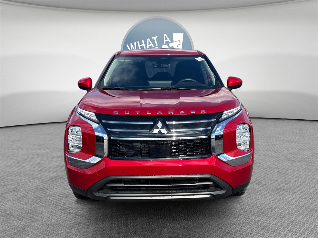 2026 Mitsubishi Outlander ES