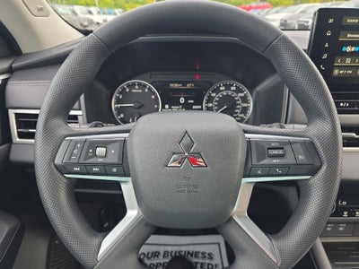 2026 Mitsubishi Outlander ES
