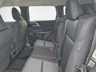 2026 Mitsubishi Outlander ES